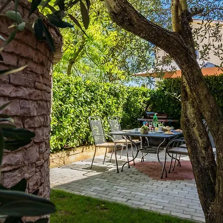 Ferienhaus Kažun - App 4 - *